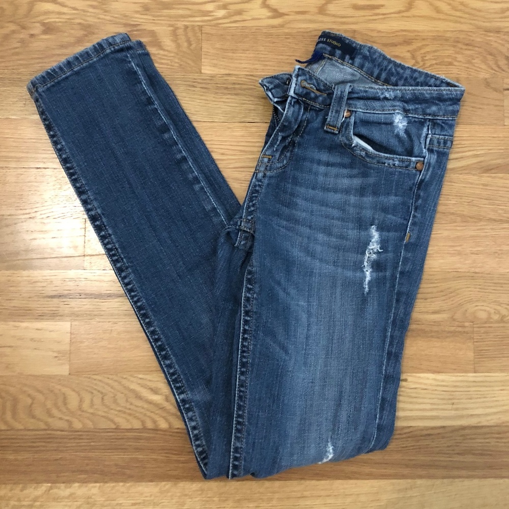 Nordstroms Vigoss Studio Light Wash Jeans. Size 27